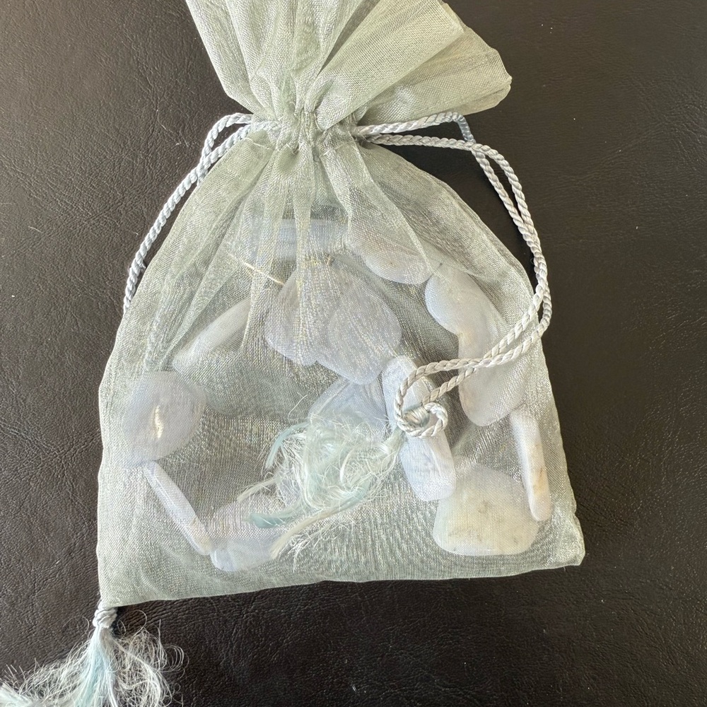 Handcrafted Light Blue Agate Statement Necklace 1… - image 6